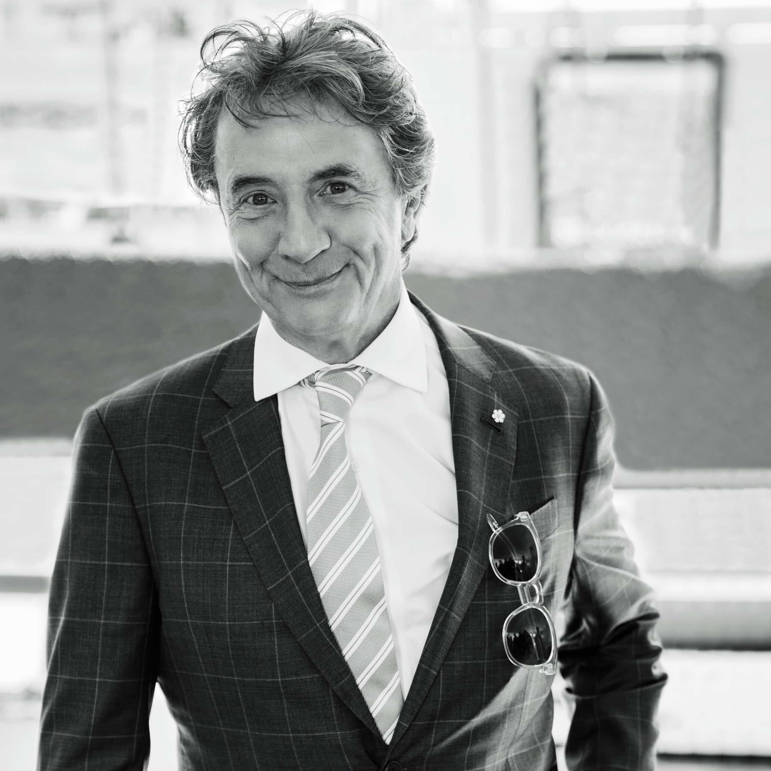 Martin Short, photographed by Zusha Goldin